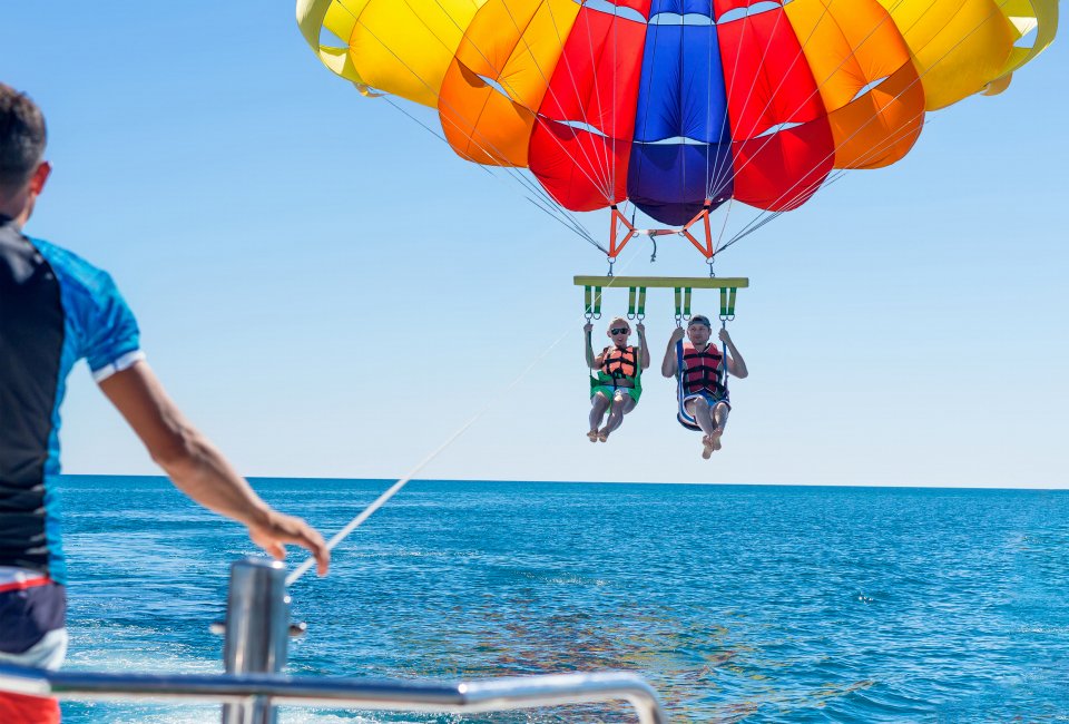 PARASAILING 